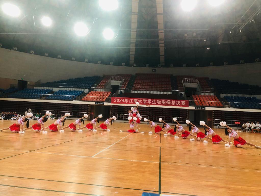 谈球吧体育手机版