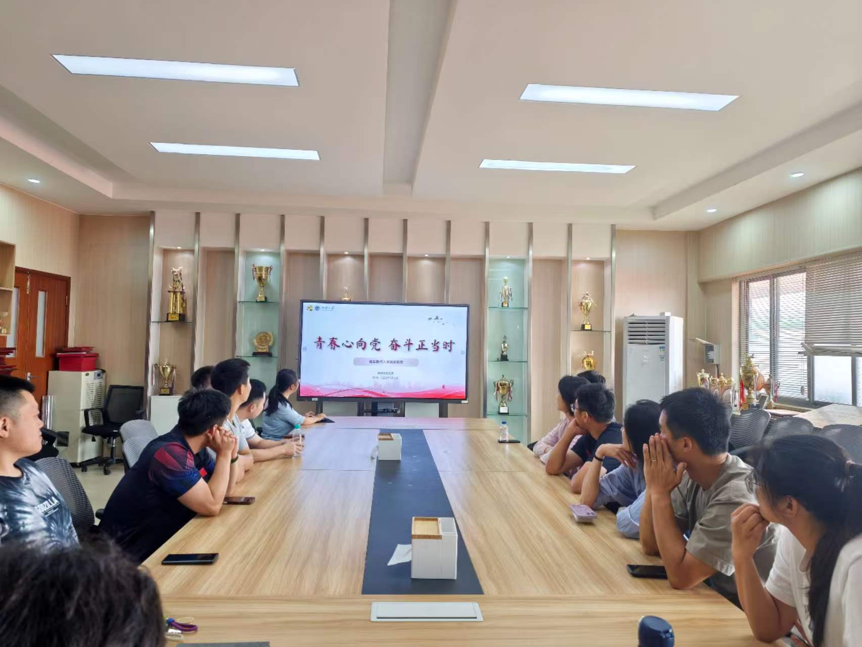 谈球吧体育安全通道